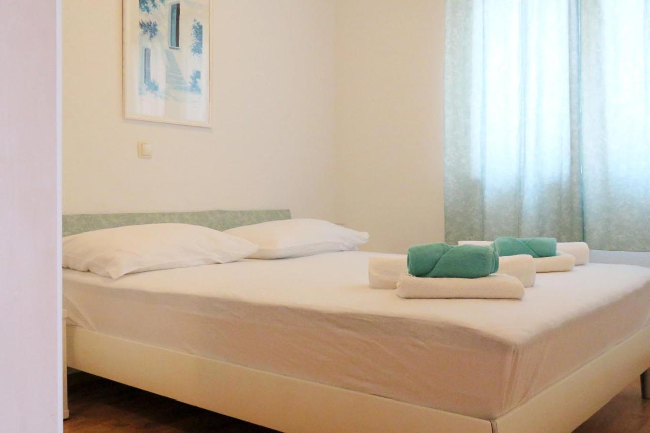 Andrea Apartments Trogir Buitenkant foto