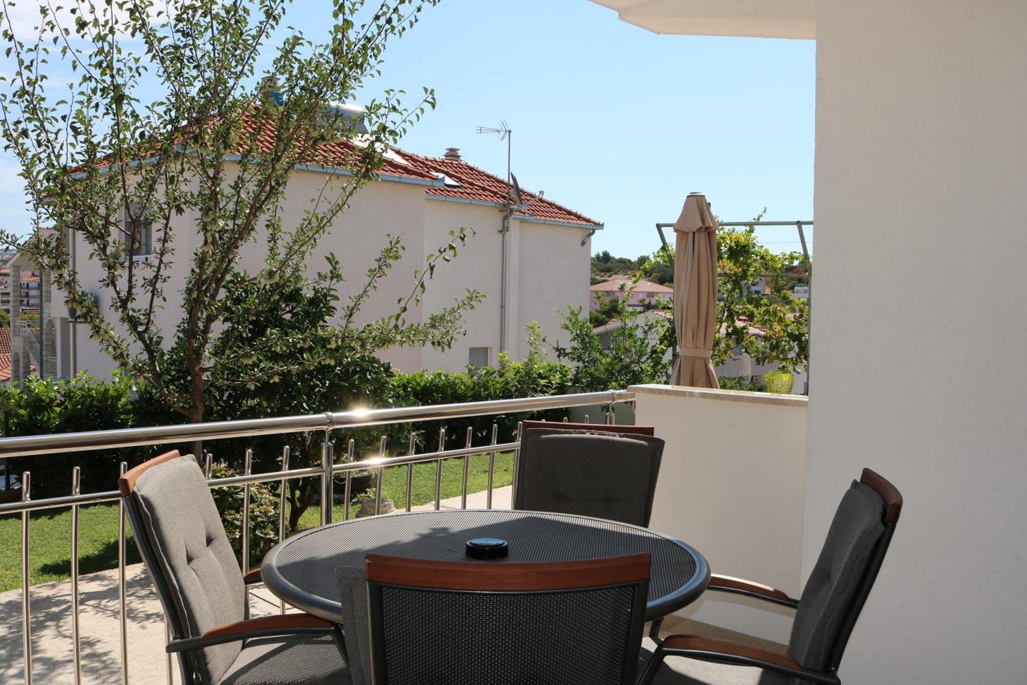 Andrea Apartments Trogir Buitenkant foto